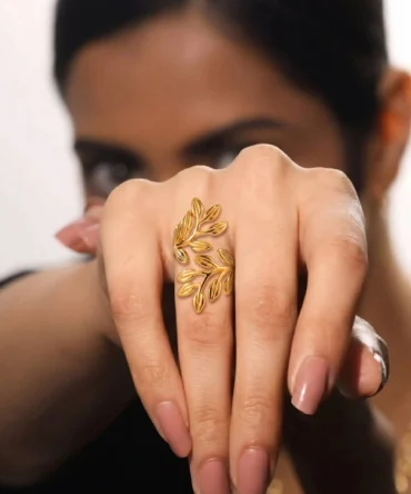 Gold plated leaf themed adjustable ring with anti tarnish finish for women