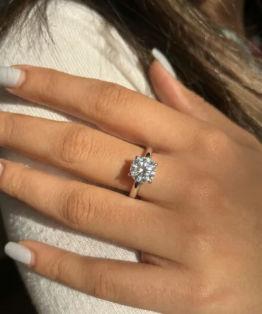 Silver plated adjustable solitaire ring with diamond finish crystal for women