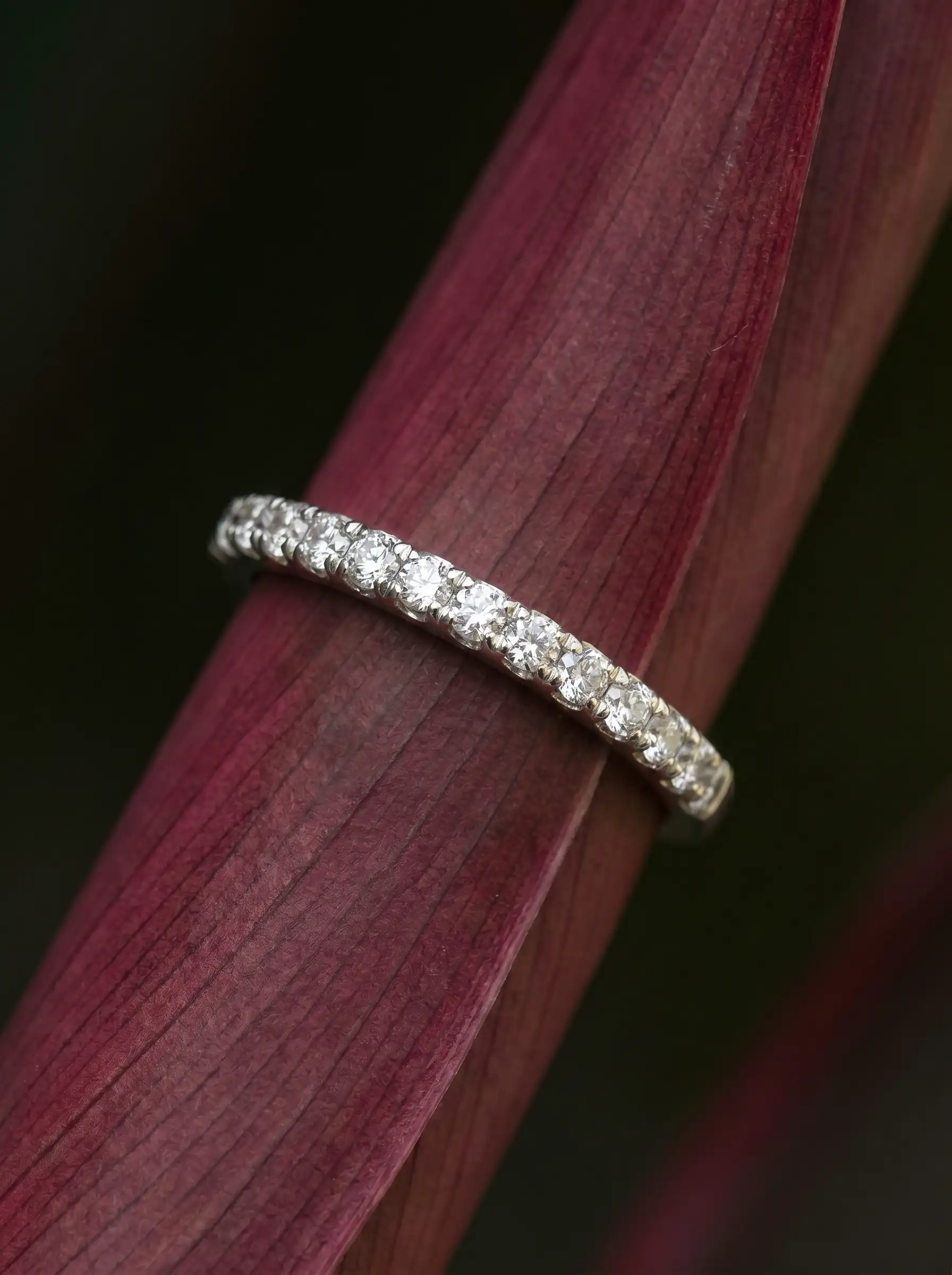 Silver plated adjustable ring with diamond finish crystal band for women